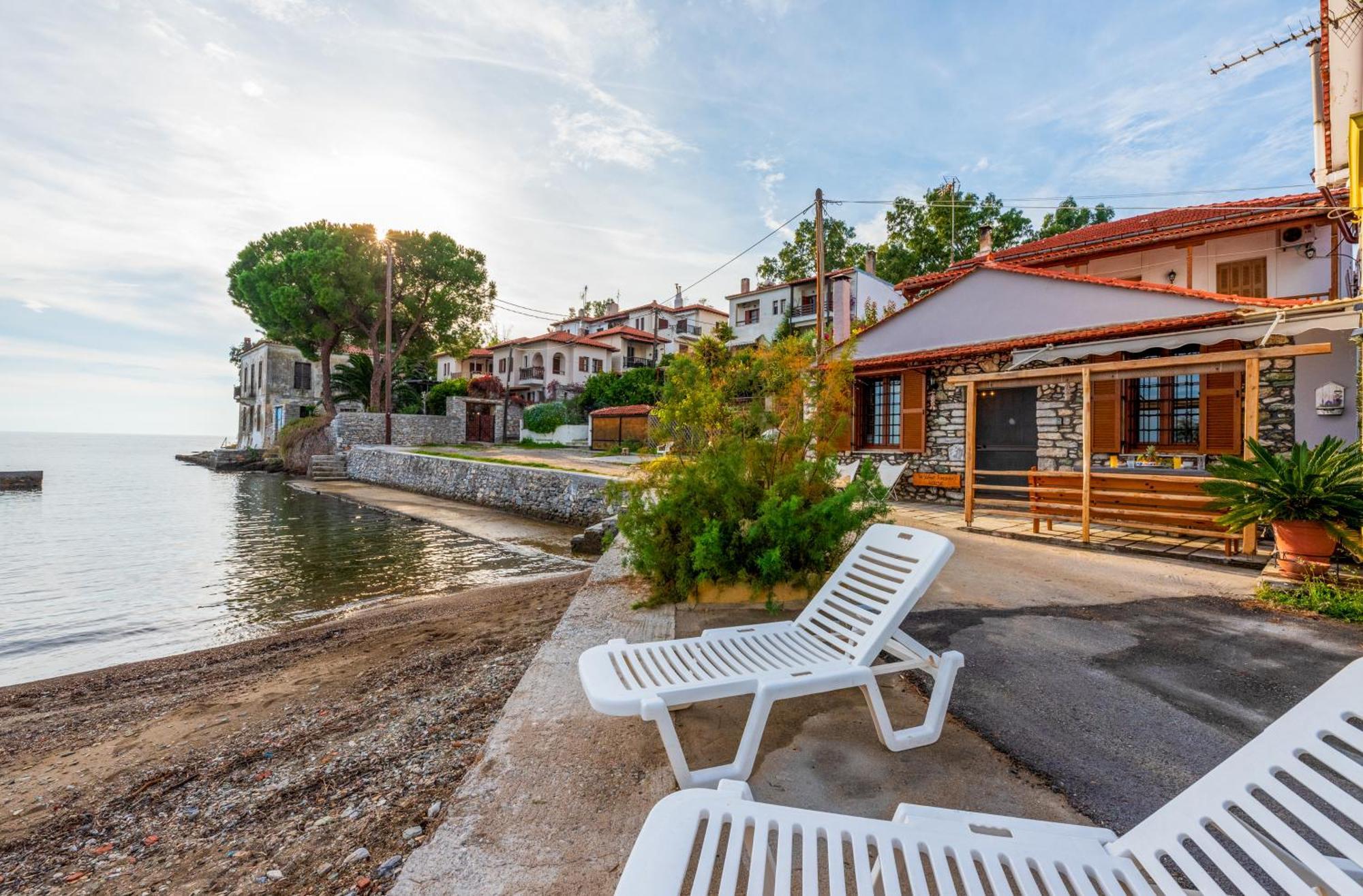The Sea Front Fisherman'S House Като-Ґацеа Екстер'єр фото